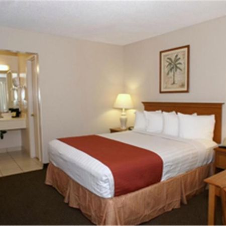 סן דייגו Pleasant Inn מראה חיצוני תמונה