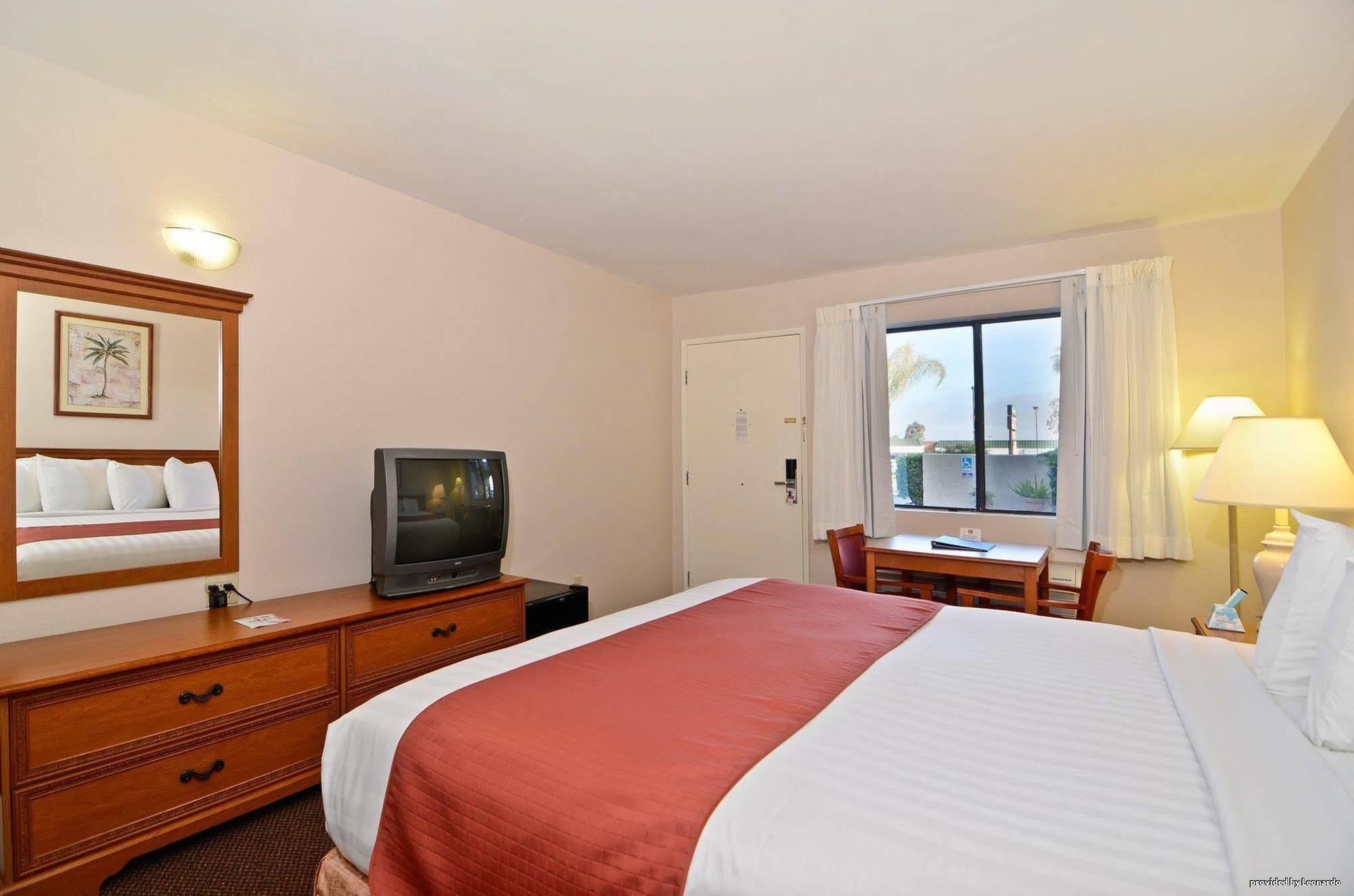 סן דייגו Pleasant Inn מראה חיצוני תמונה